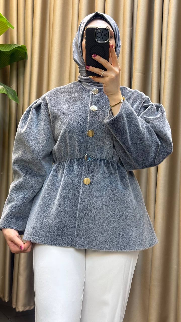 Elegant Buttoned Winter Coat for Women – Modest & Chic Style