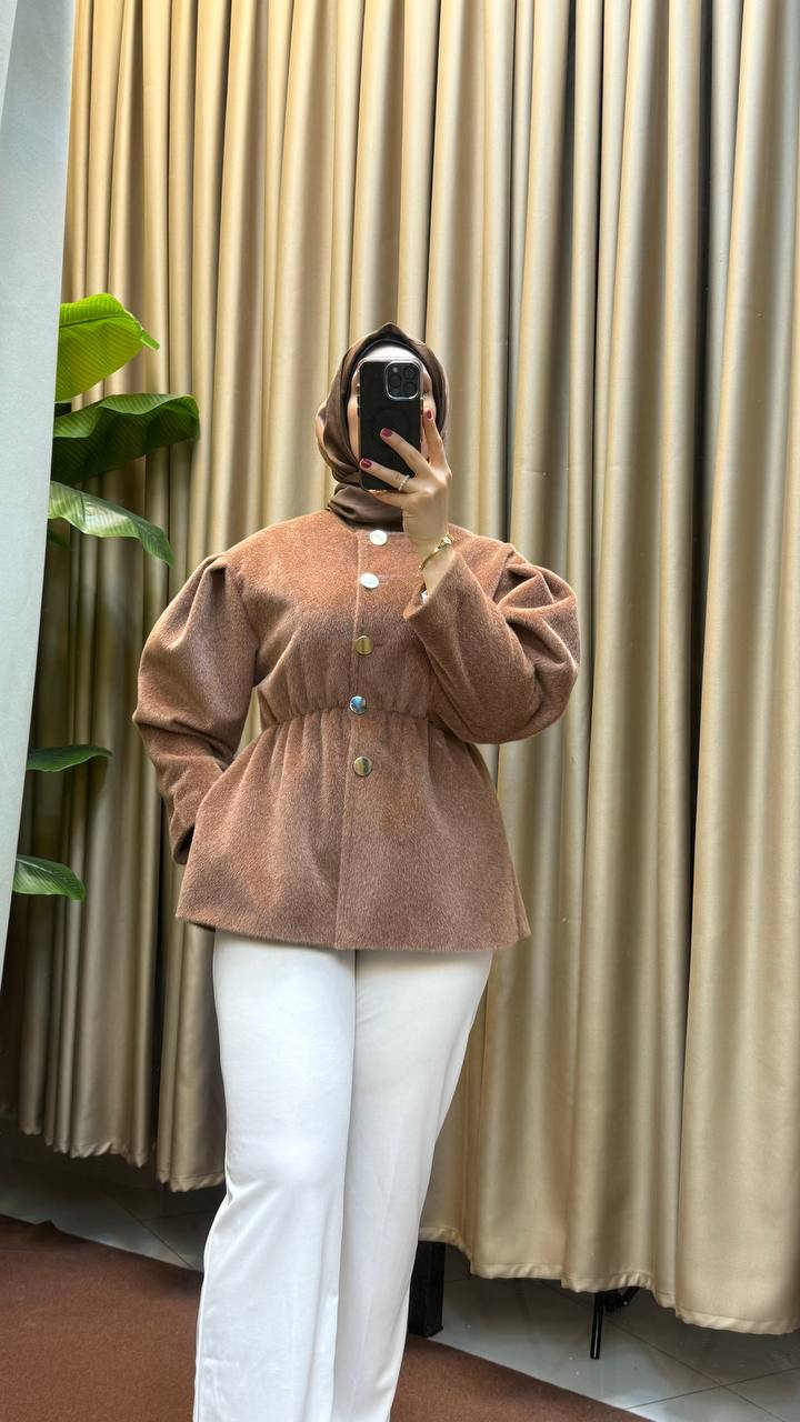 Elegant Buttoned Winter Coat for Women – Modest & Chic Style